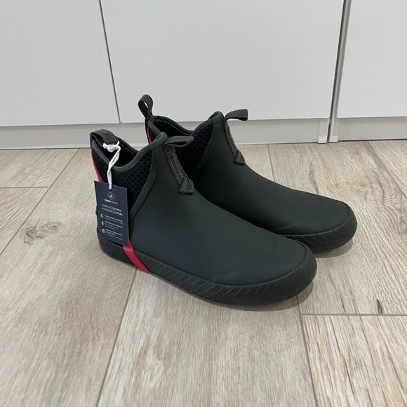 NWT Sperry Sport Cutwater Deck Boots 9 Black Green Red - Picture 3 of 6
